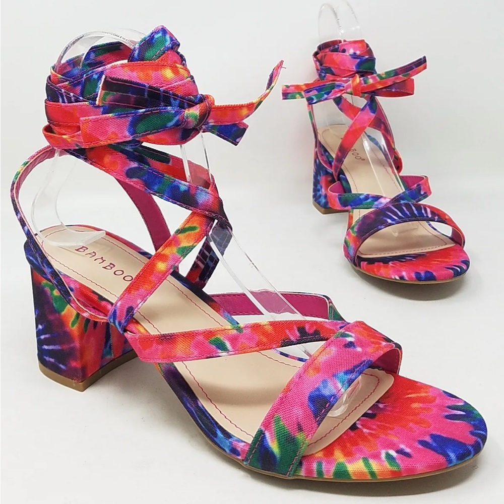BRAND NEW Tie Dye Lace-up Short Chunky Heels Size 7.5